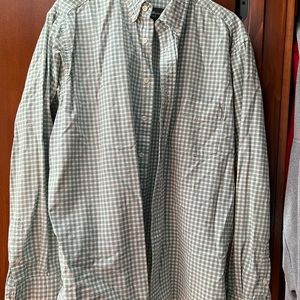Men’s Eddie Bauer L button down